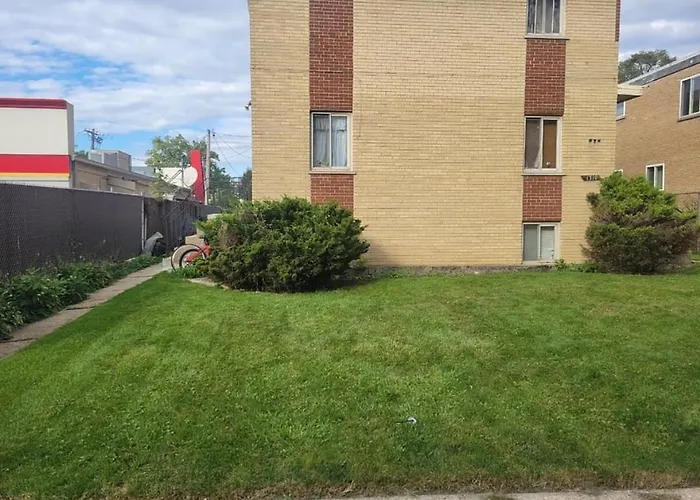Garden Near Northwestern Apartamento *